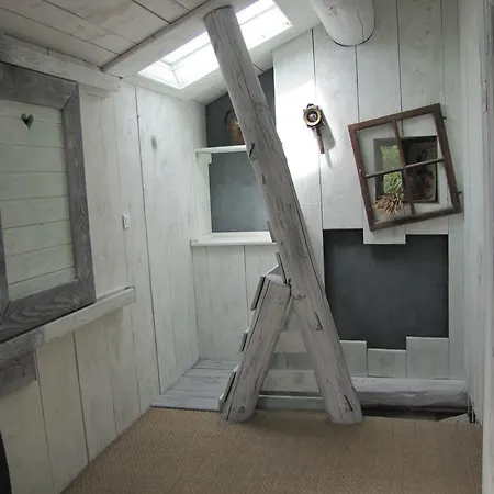 De Charme Auvergne Cab'ane Ferienhaus *